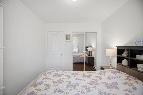 Photo 24 at 25 Furness Crescent, Clairville, Toronto