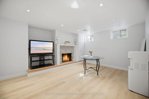 Photo 27 at 25 Furness Crescent, Clairville, Toronto