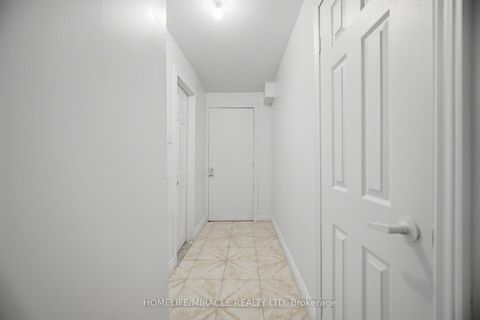 Photo 40 at 25 Furness Crescent, Clairville, Toronto
