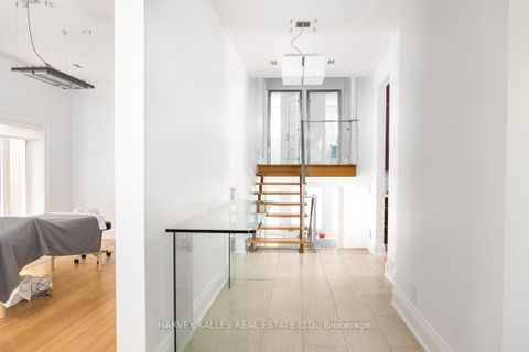 Photo 13 at 562 Bedford Park Avenue, Nortown, Toronto