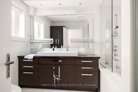Photo 20 at 562 Bedford Park Avenue, Nortown, Toronto