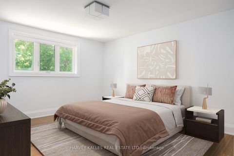 Photo 21 at 562 Bedford Park Avenue, Nortown, Toronto