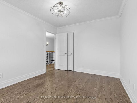 Photo 28 at 287 Andy Crescent, Elder Mills, Vaughan