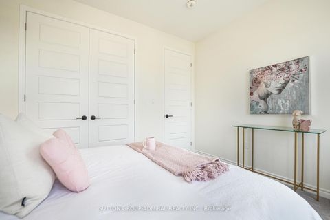 Photo 21 at 18 Morning Sparrow Drive, Kleinburg, Vaughan