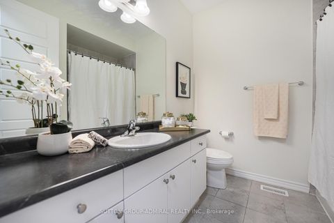 Photo 26 at 18 Morning Sparrow Drive, Kleinburg, Vaughan