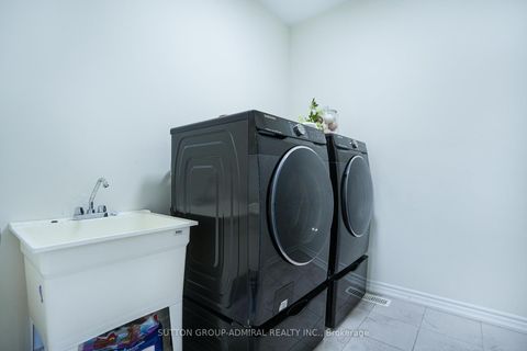 Photo 28 at 18 Morning Sparrow Drive, Kleinburg, Vaughan