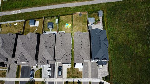 Photo 33 at 18 Morning Sparrow Drive, Kleinburg, Vaughan