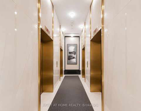 Photo 5 at 5205 - 8 Wellesley Street W, Bay Street Corridor, Toronto