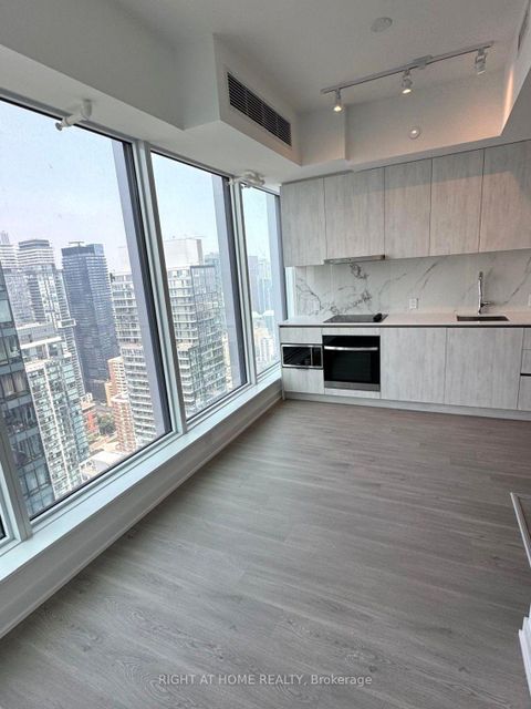 Photo 7 at 5205 - 8 Wellesley Street W, Bay Street Corridor, Toronto