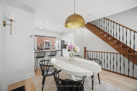 Photo 16 at 37 - 126 Resurrection Road, City Centre West, Toronto