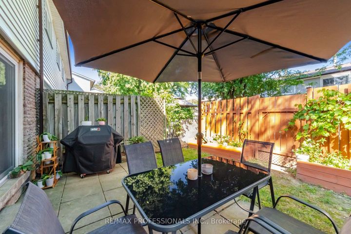 Photo 47 at 114 - 2440 Bromsgrove Road, Clarkson, Mississauga
