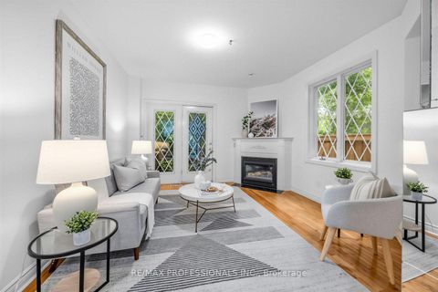 Photo 11 at 7 Briarly Lane, Kingsway South, Toronto