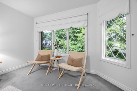 Photo 22 at 7 Briarly Lane, Kingsway South, Toronto