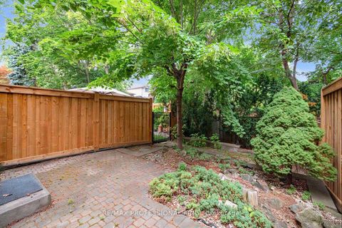 Photo 33 at 7 Briarly Lane, Kingsway South, Toronto