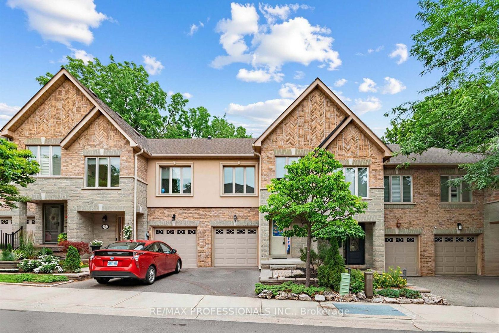 7 Briarly Lane, Kingsway South, Toronto 