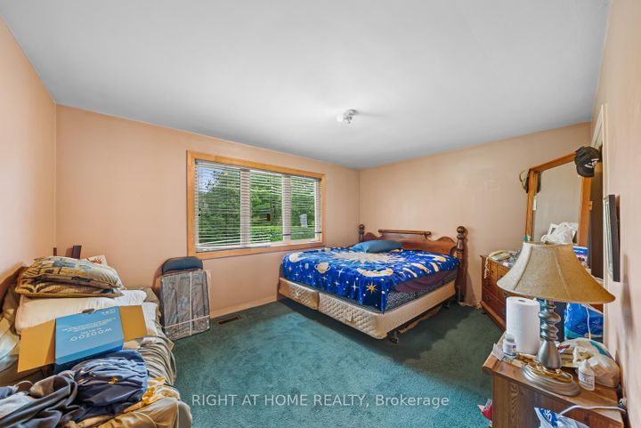 Photo 12 at 39 Heathview Avenue, Bayview Village, Toronto