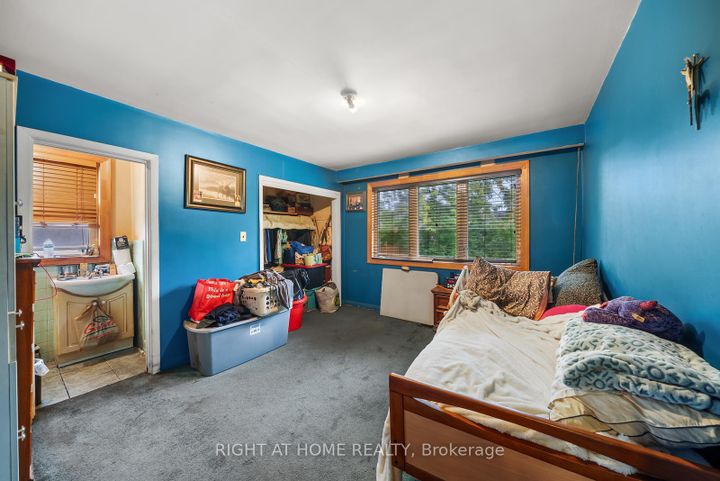 Photo 14 at 39 Heathview Avenue, Bayview Village, Toronto