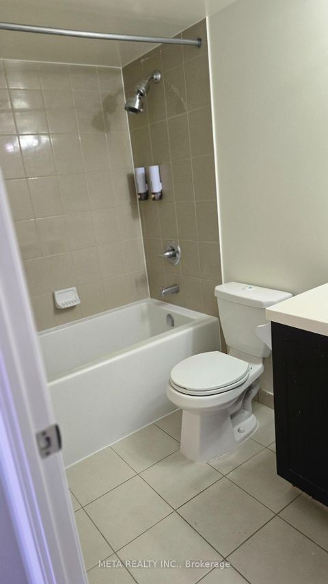 Photo 13 at 2527 - 2 Eva Road, Etobicoke West Mall, Toronto