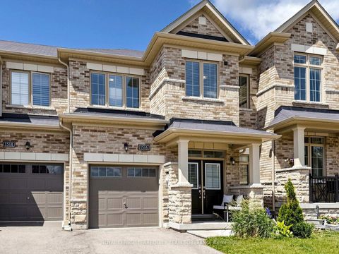 Photo 3 at 1516 Farrow Crescent, Alcona, Innisfil