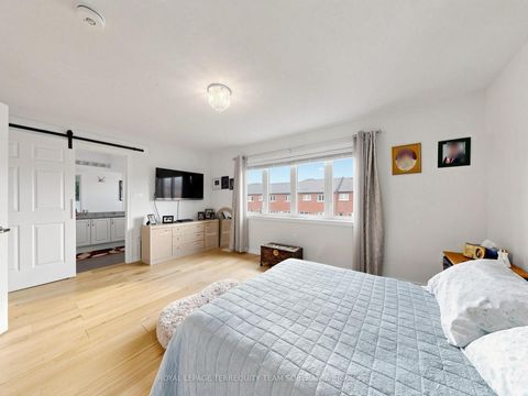 Photo 24 at 1516 Farrow Crescent, Alcona, Innisfil