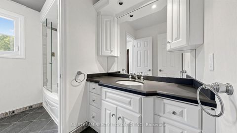 Photo 19 at 20 Blackforest Drive, Oak Ridges, Richmond Hill