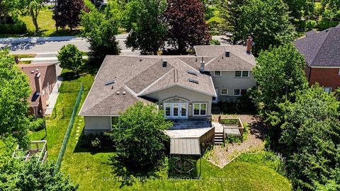 Photo 32 at 20 Blackforest Drive, Oak Ridges, Richmond Hill