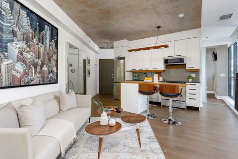 Photo 2 at 212 - 90 Trinity Street, Moss Park, Toronto