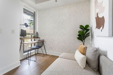 Photo 7 at 212 - 90 Trinity Street, Moss Park, Toronto