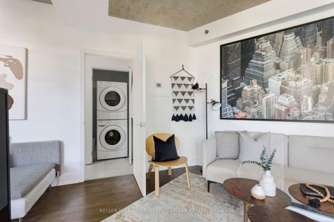 Photo 10 at 212 - 90 Trinity Street, Moss Park, Toronto