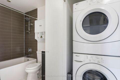 Photo 12 at 212 - 90 Trinity Street, Moss Park, Toronto