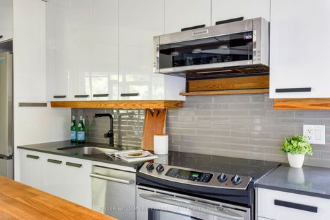 Photo 16 at 212 - 90 Trinity Street, Moss Park, Toronto