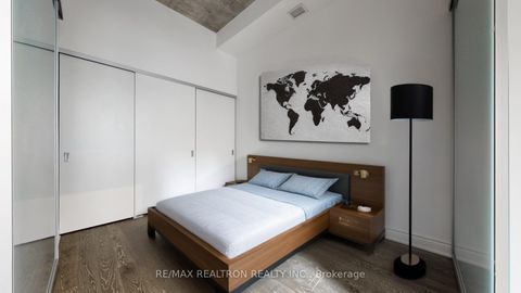Photo 13 at 201 - 608 Richmond Street W, Waterfront Communities C1, Toronto