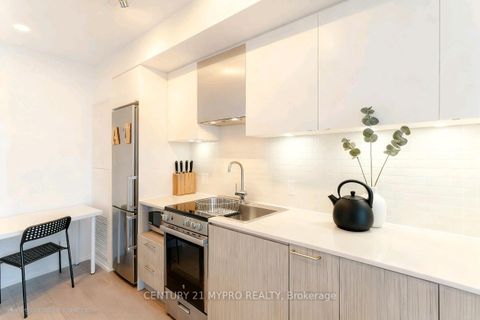 Photo 10 at 735 - 251 Jarvis Street, Moss Park, Toronto