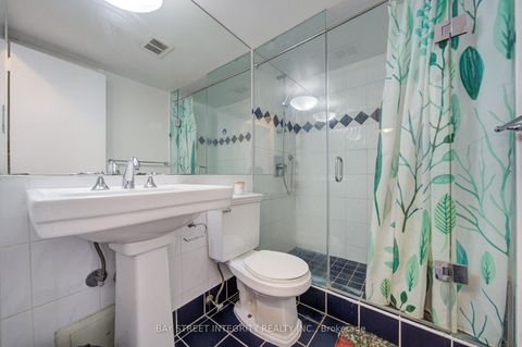 Photo 14 at 3104 - 40 Homewood Avenue, South St. James Town, Toronto