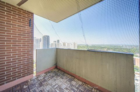 Photo 15 at 3104 - 40 Homewood Avenue, South St. James Town, Toronto