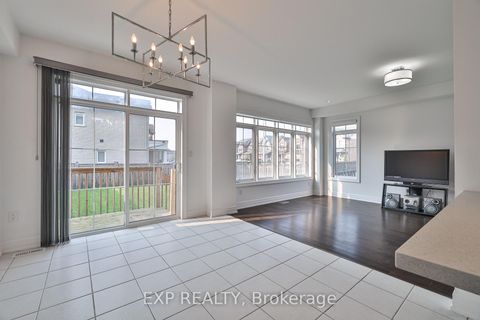 Photo 11 at 1487 Farrow Cres Crescent, Rural Innisfil, Innisfil