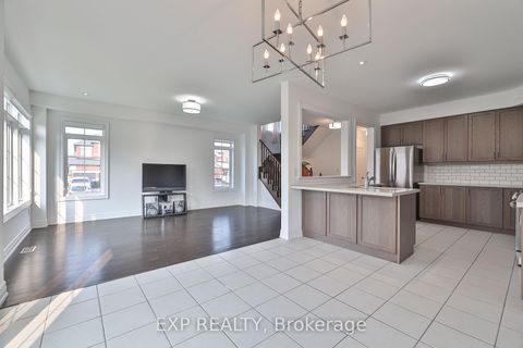 Photo 12 at 1487 Farrow Cres Crescent, Rural Innisfil, Innisfil