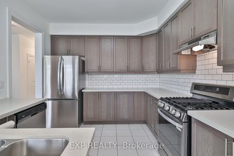Photo 13 at 1487 Farrow Cres Crescent, Rural Innisfil, Innisfil