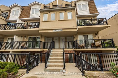 Photo 4 at 2072 - 3041 Finch Avenue W, Humbermede, Toronto