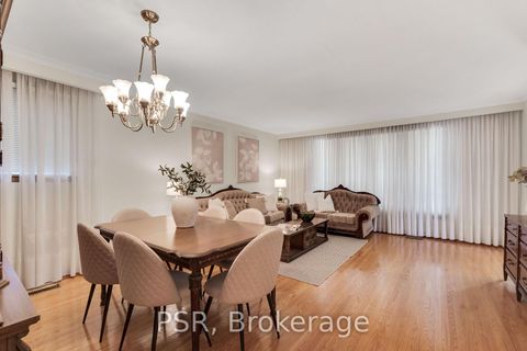 Photo 9 at 4 Gatesgill Crescent, CFB, Toronto