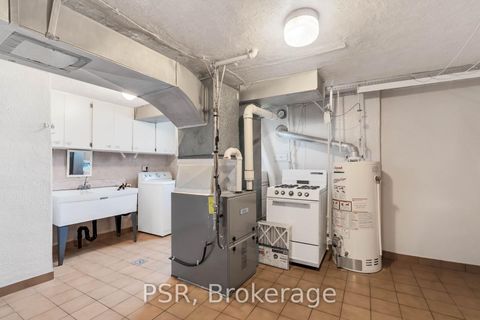 Photo 16 at 4 Gatesgill Crescent, CFB, Toronto