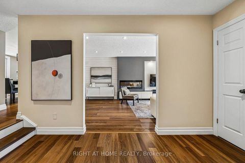 Photo 5 at 44 Protea Gardens, Bayview Village, Toronto