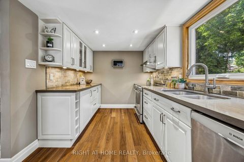Photo 15 at 44 Protea Gardens, Bayview Village, Toronto