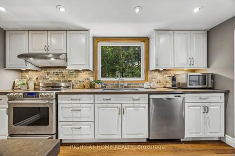 Photo 17 at 44 Protea Gardens, Bayview Village, Toronto