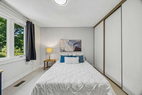 Photo 31 at 44 Protea Gardens, Bayview Village, Toronto