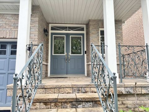 Photo 1 at 39 Pantano Drive, Patterson, Vaughan