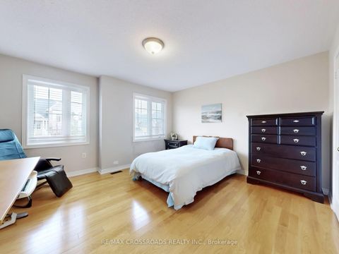 Photo 17 at 39 Pantano Drive, Patterson, Vaughan