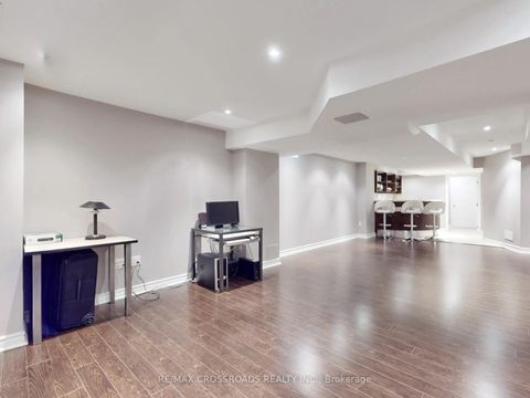 Photo 23 at 39 Pantano Drive, Patterson, Vaughan