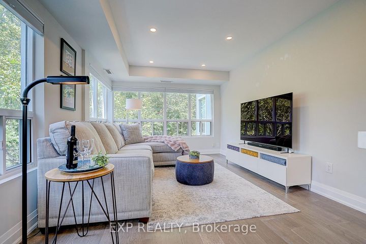 Photo 12 at 321 - 900 Bogart Mill Trail, College Manor, Newmarket
