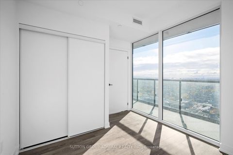 Photo 12 at 2902 - 127 Broadway Avenue, Mount Pleasant West, Toronto